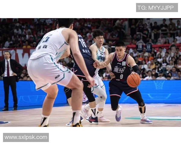 CBA精彩对决广东队迎战江苏队直播盛况全程回顾与分析